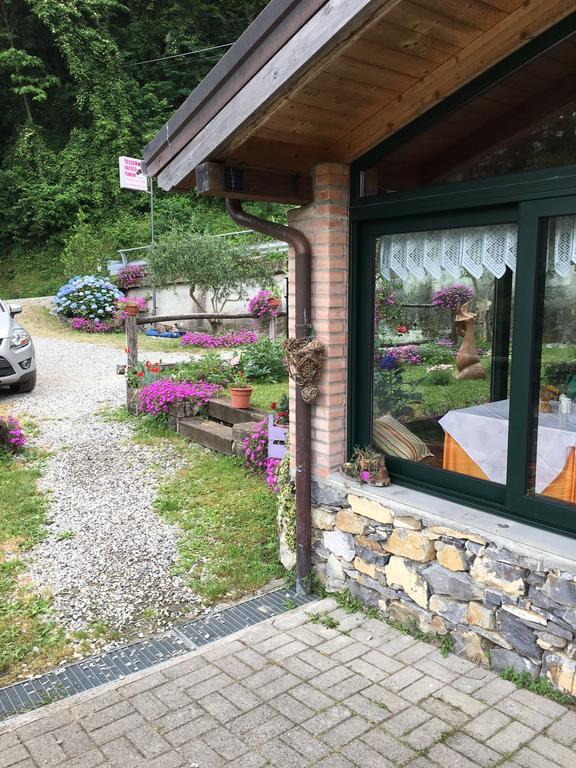 La Taverna Del Nonno Borzonasca Eksteriør bilde